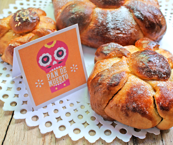 pan-de-los-muerto-sign How to make pan de muerto