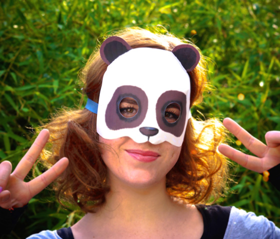 Easy to make and fun DIY Printable Panda mask template!
