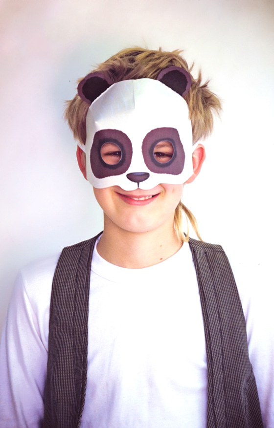 Print paper panda mask - Fun and simple to make DIY printable animal masks!